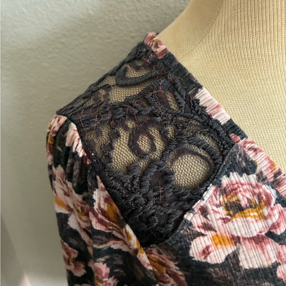 WAS $26 Torrid gray floral top - Picture 6 of 8